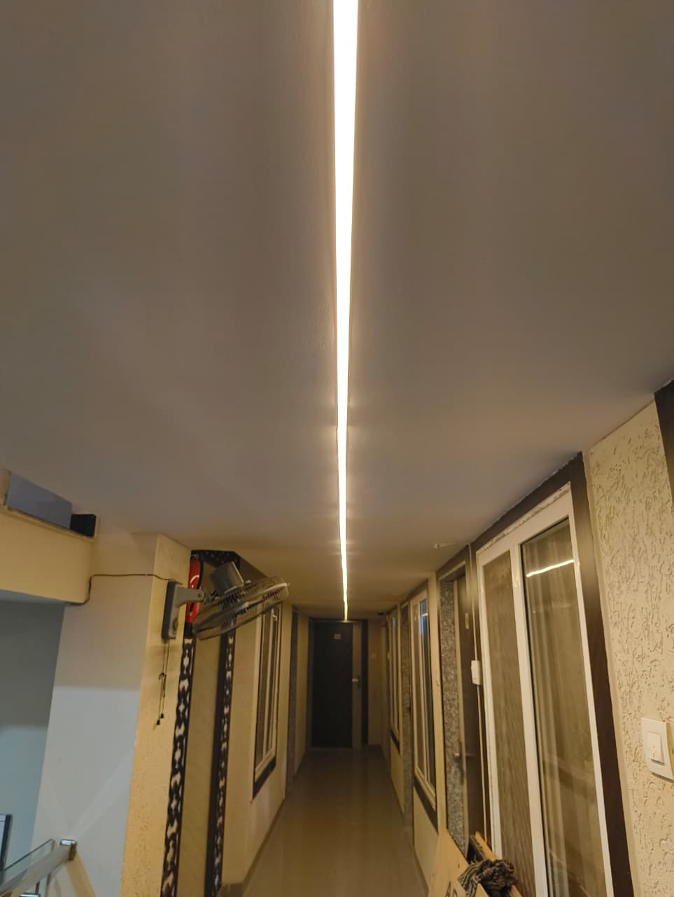 Profile Lights - Architectural profile lighting creating dramatic ceiling illumination effects. by Aamir Enterprises S, POP Ceiling & False Ceiling Contractor in Bhopal, Madhya Pradesh
